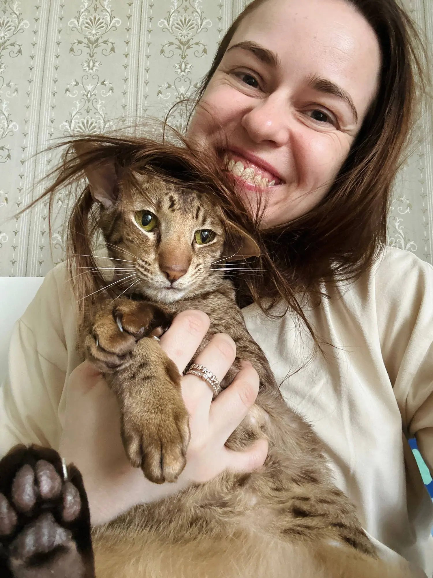 Заряд позитива от нас с Рами в этот снежный понедельник :) | Сетка — социальная сеть от hh.ru