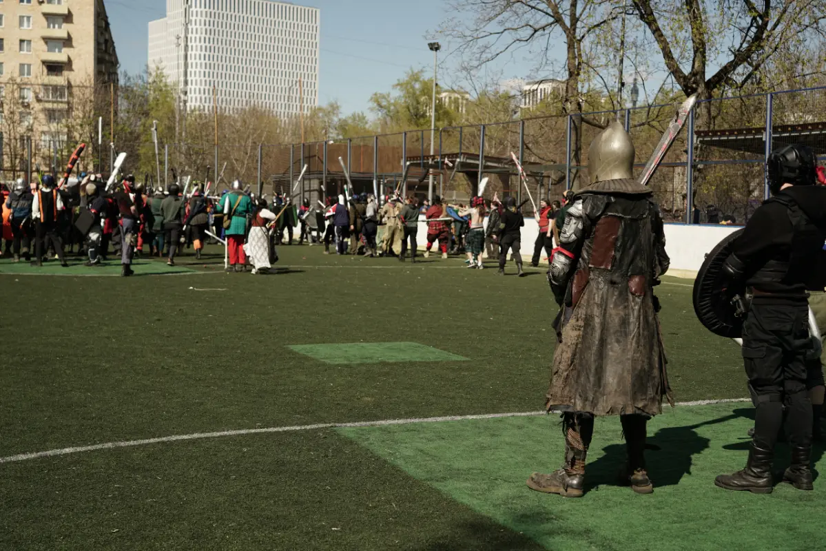 ☢ Доброго времени суток, уважаемые леди и товарищи реконструкторы, ролевики, каверденсеры, бугуртооптимизированные, фаерщики, марсконструированные, косплееры, саберфайтеры, страйкболисты, настольщики,... | Сетка — социальная сеть от hh.ru