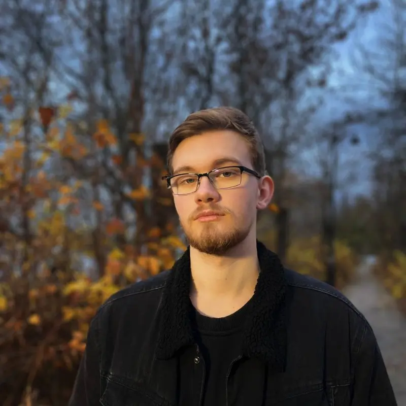 Stas Rumyantsev | Сетка — социальная сеть от hh.ru
