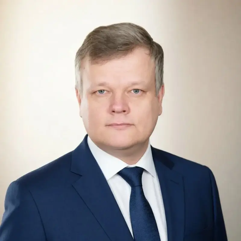 Oleg Tarasov | Сетка — социальная сеть от hh.ru