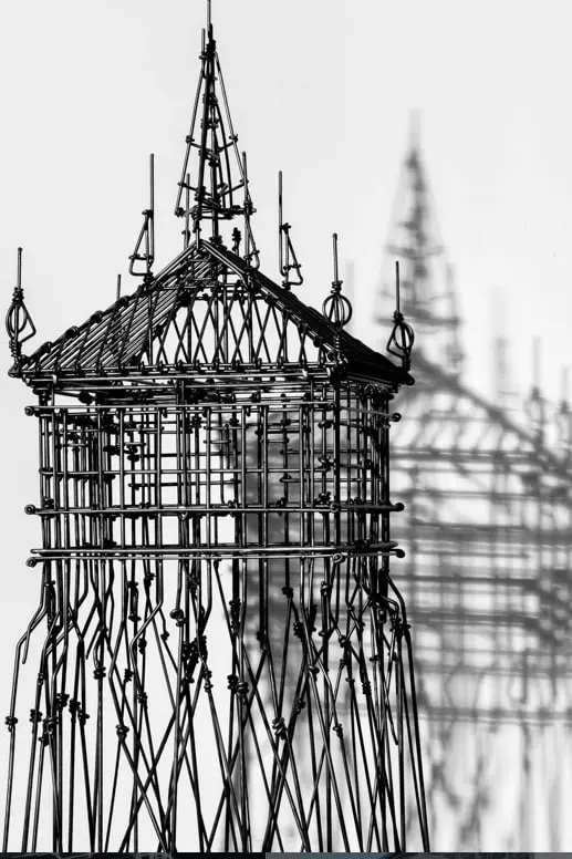 Не секрет, что я особа достаточно влюбчивая. На АртМосква было слишком много претендентов на мое сердце. На этот раз моя любовная любовь — работы Антона Чумака. Вот где точно многослойность | Сетка — социальная сеть от hh.ru