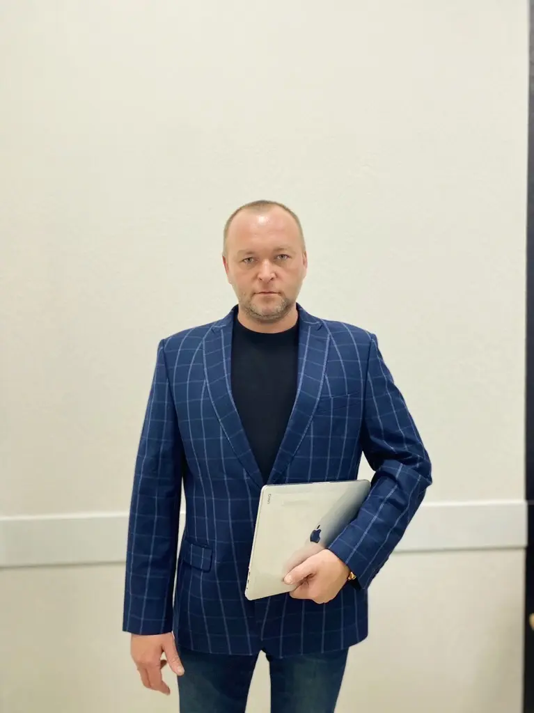 Евгений Меркулов