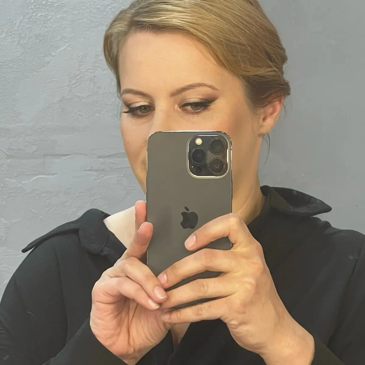 Анна Иванова | Сетка — социальная сеть от hh.ru