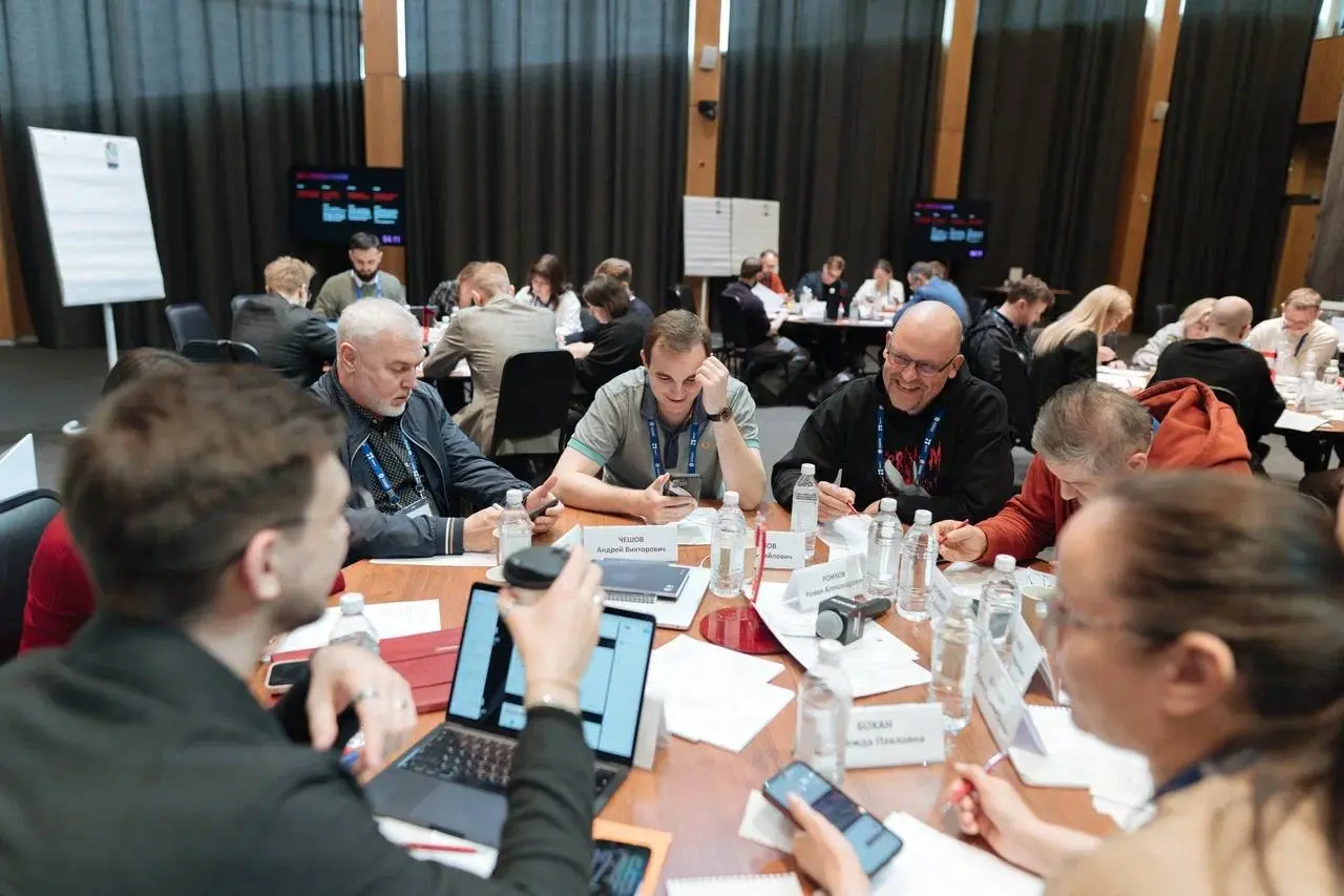 Съездил в Сенеж поработать в программе для социальных архитекторов | Сетка — социальная сеть от hh.ru