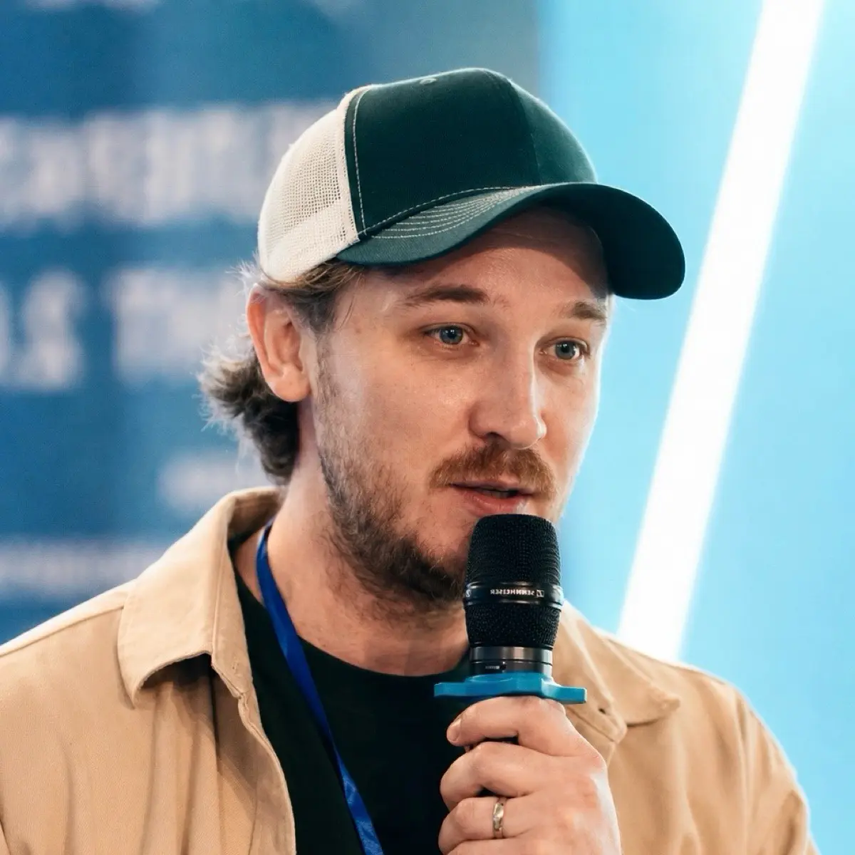 Денис Смирнов | Сетка — социальная сеть от hh.ru