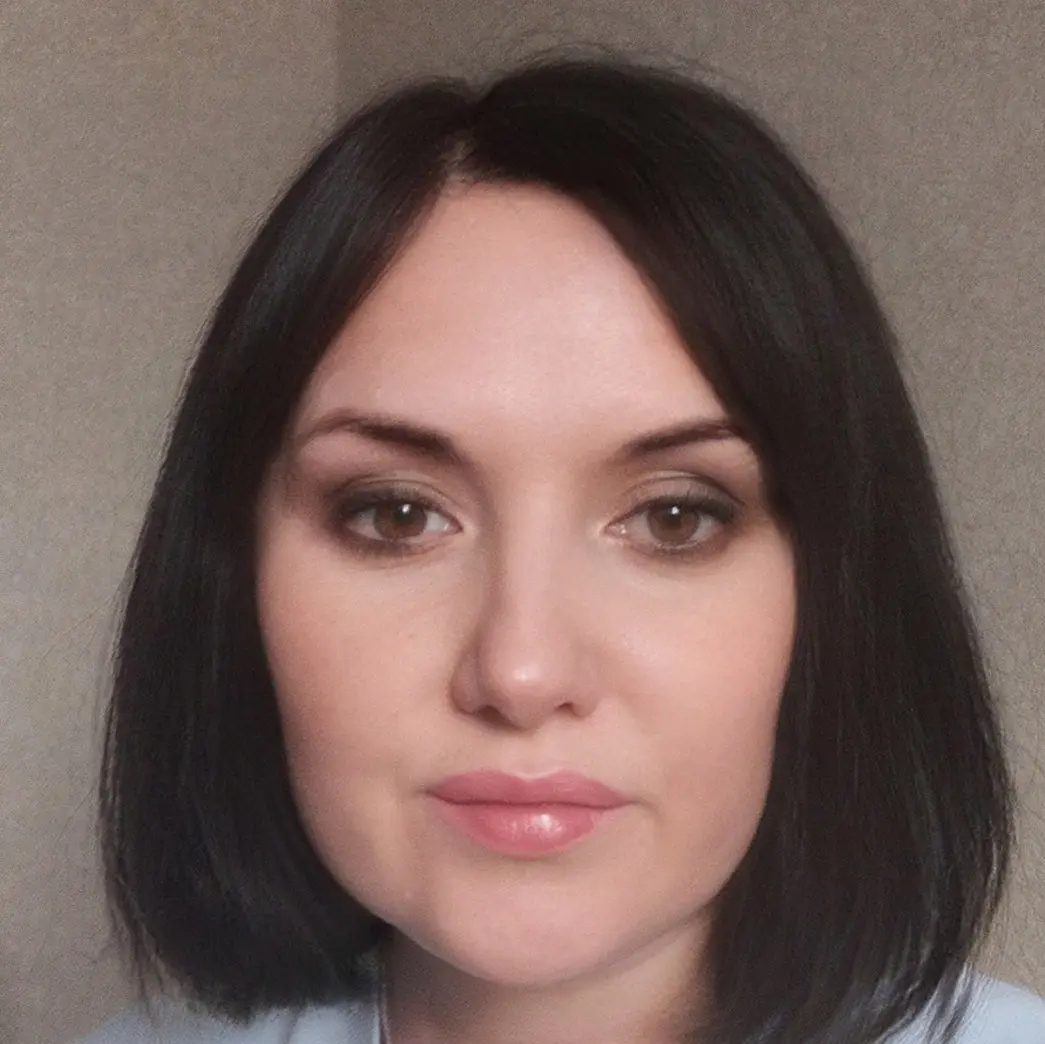 Елена Казарцева