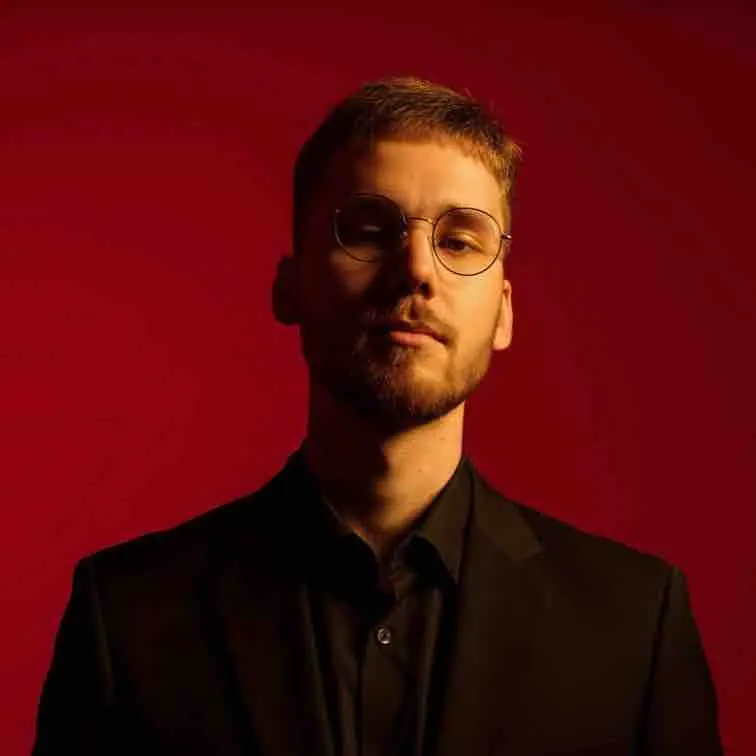 Николай Чернов