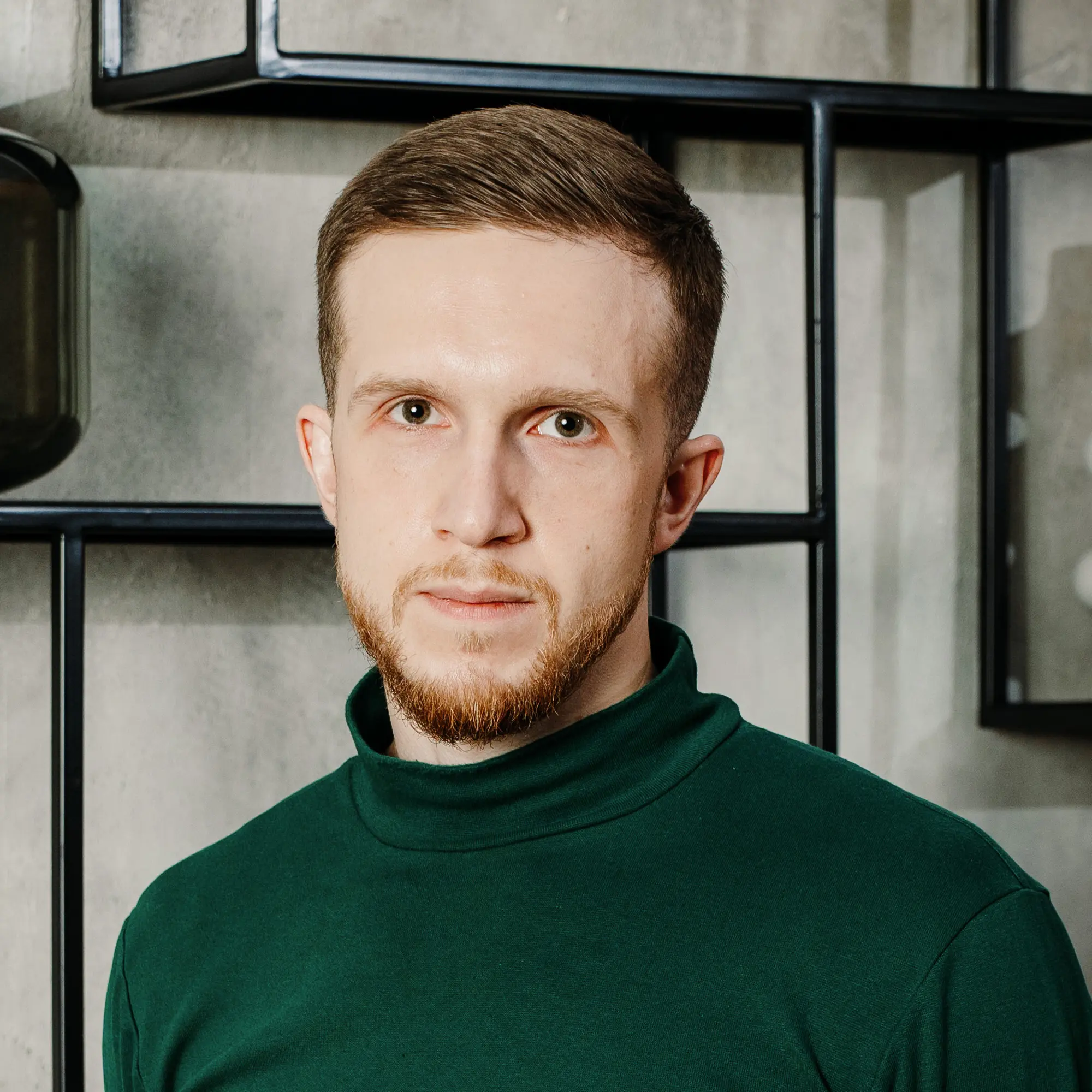 Сергей Устинов