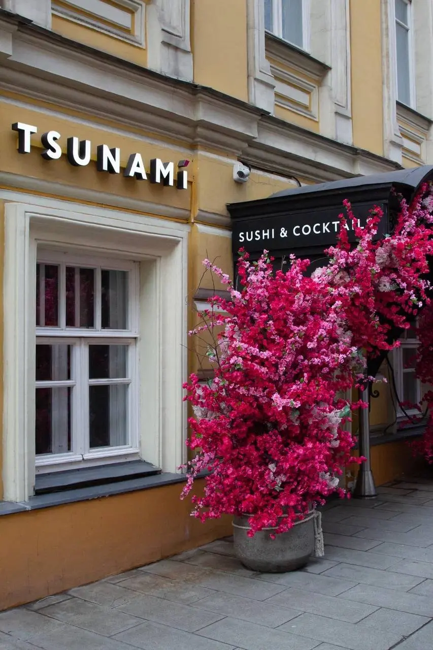 МОЙЩИЦА
От 4 000₽/смена
Tsunami Sushi & Cocktails
• Москва, м. Маяковская, Благовещенский переулок 1а
• Рестораны/Кафе
• @am4i2min
В этом посте были ссылки, но мы их удалили по правилам Сетки | Сетка — социальная сеть от hh.ru
