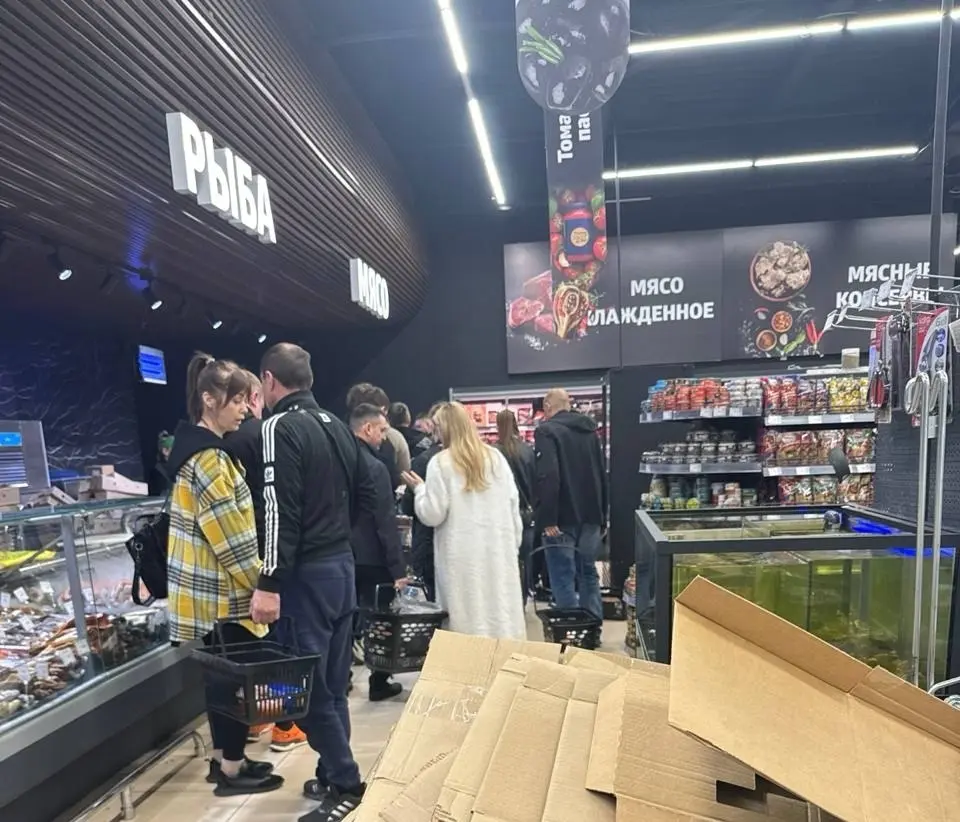 Галактика в Макеевке:
А ты сегодня набухался за трудящихся? | Сетка — социальная сеть от hh.ru