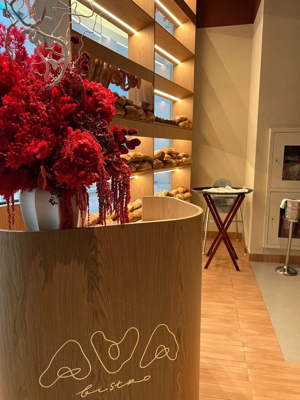 ХОСТЕС
От 4 500₽/смена
Ava bistro
• Москва, м. ЦСКА
• Рестораны/Кафе
• +79053225323
Полное описание вакансии размещено в Телеграм и Макс. Переходите по ссылке в закрепленном сообщении | Сетка — социальная сеть от hh.ru