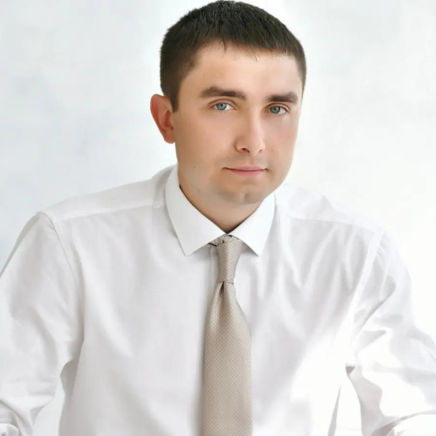 Максим Елисеев