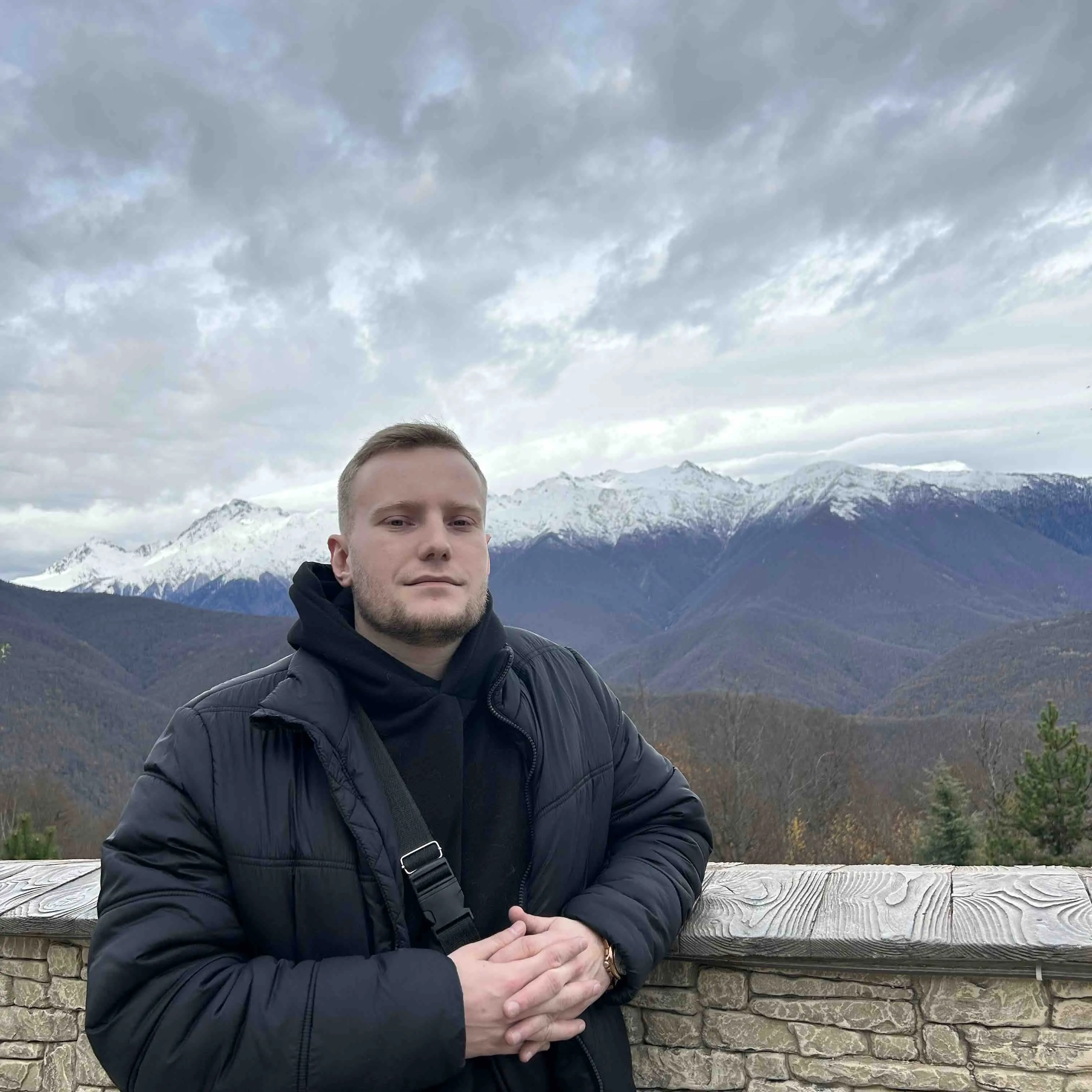Антон Николаев