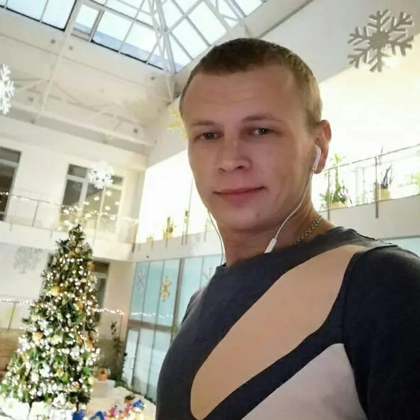 Антон Даценко