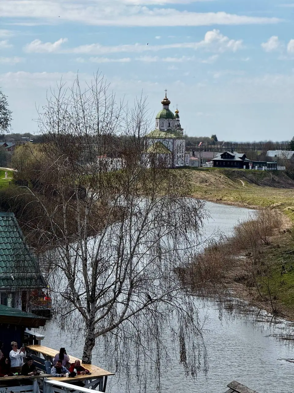 #можнолегче
Один из ваших запросов был — как поддержать себя в турбулентное время 🌊
И когда, если не в майские праздники, об этом поговорить 🙂
Мы привыкли держать фокус на задачах, дедлайнах, процесса... | Сетка — социальная сеть от hh.ru