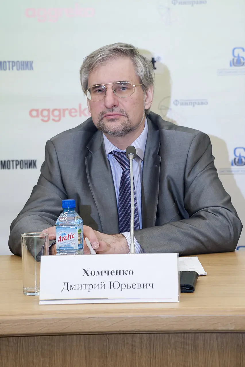 Дмитрий Хомченко