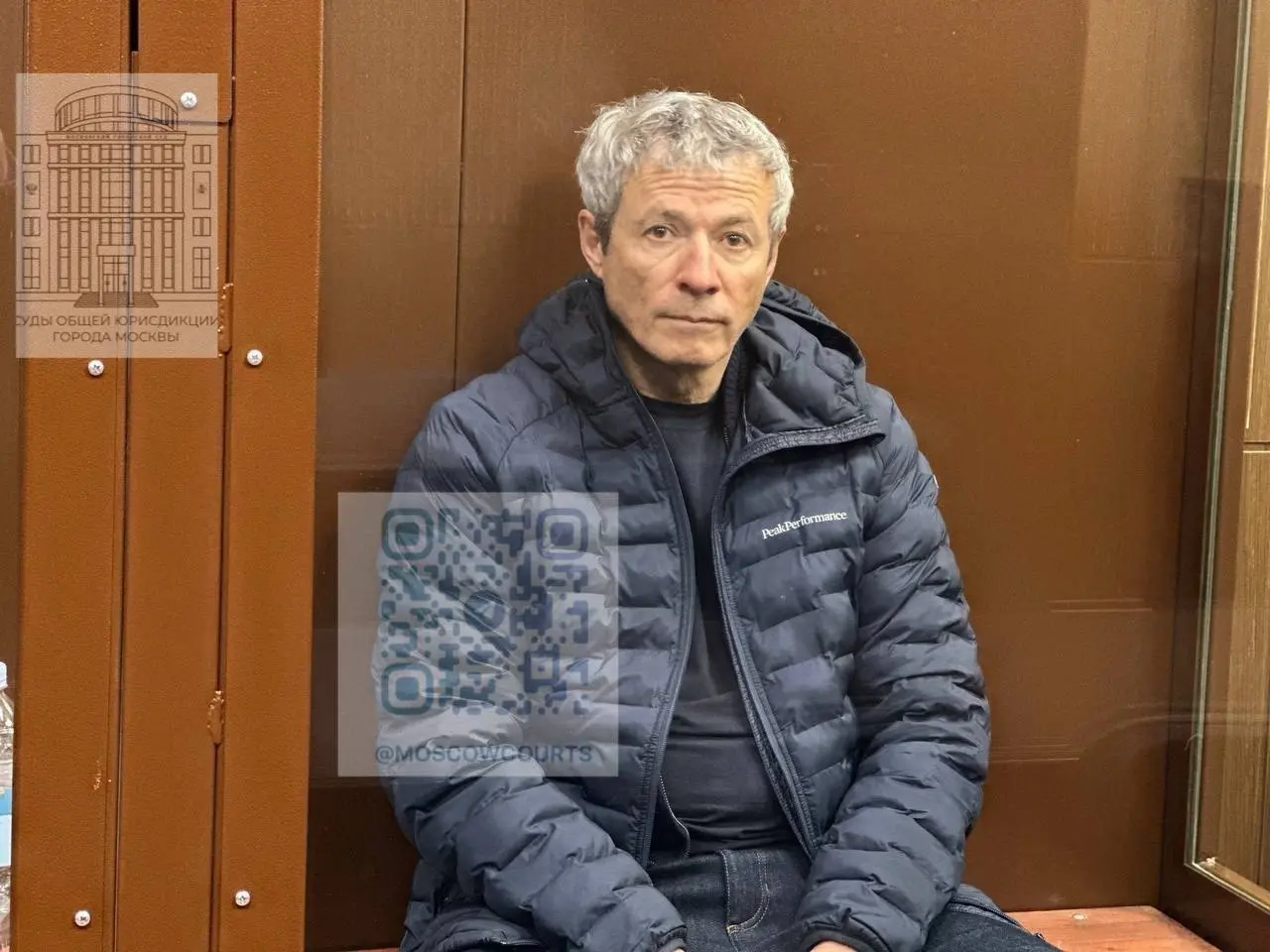 Суд арестовал почти 470 млн акций Русагро по иску Генпрокуратуры к основателю компании Мошковичу об изъятии его активов. Прокуратура оценила активы Мошковича в Русагро в более чем 550 млрд рублей. | Сетка — социальная сеть от hh.ru