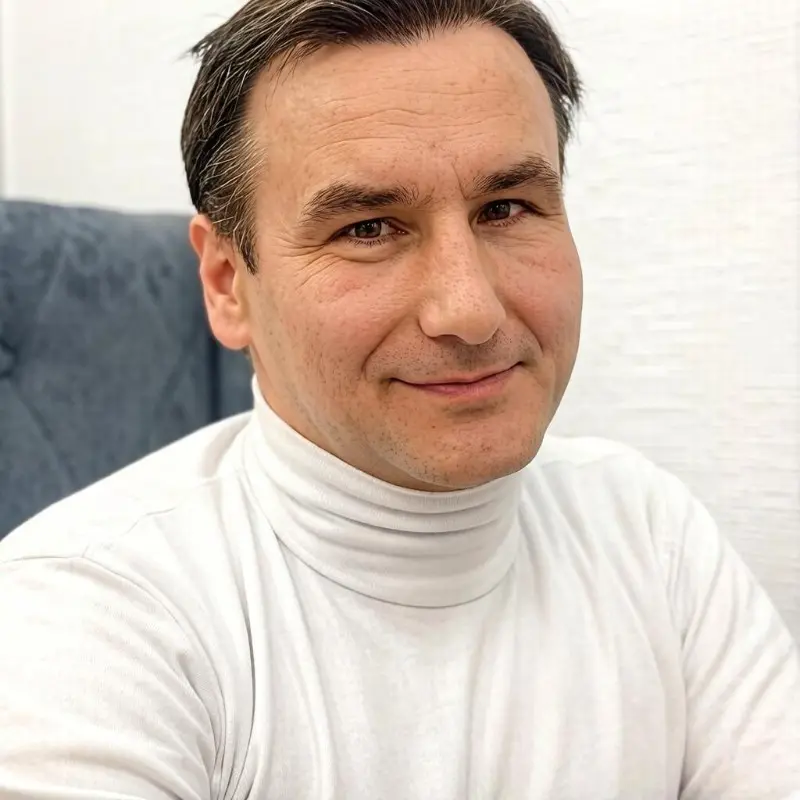 Александр Петров