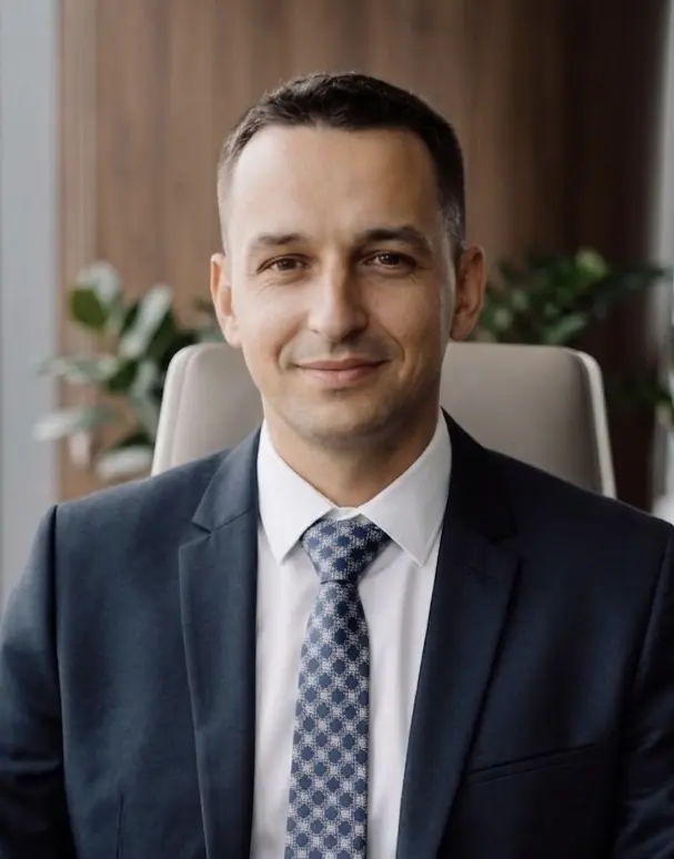 Александр Кузнецов