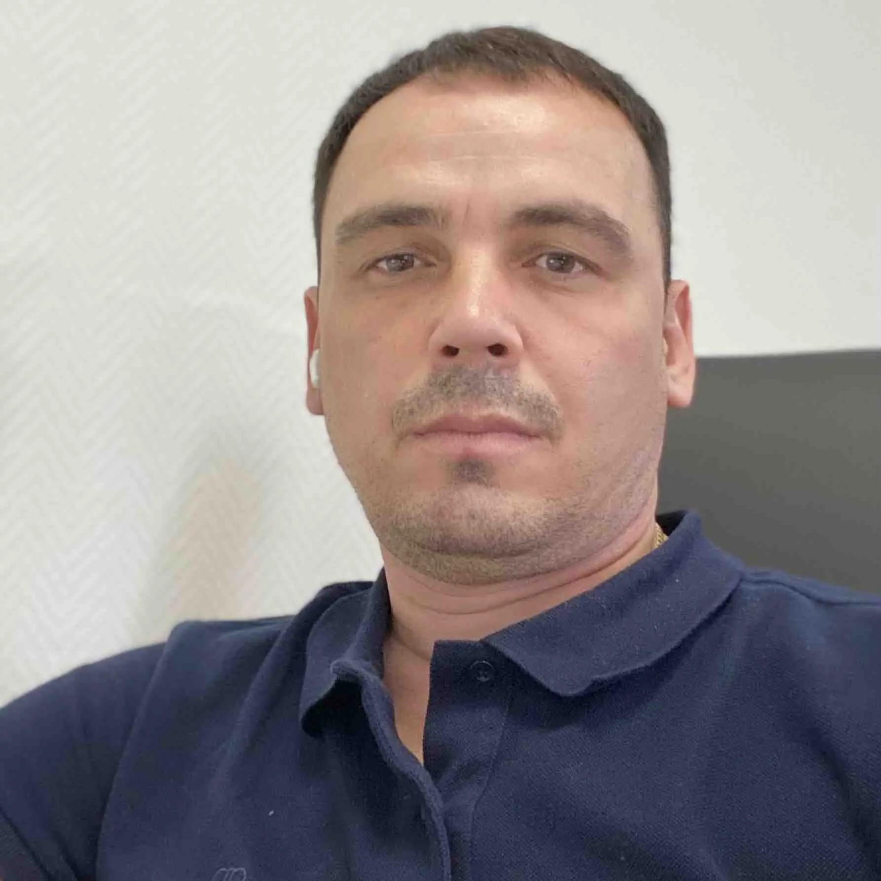 Виталий Константинов