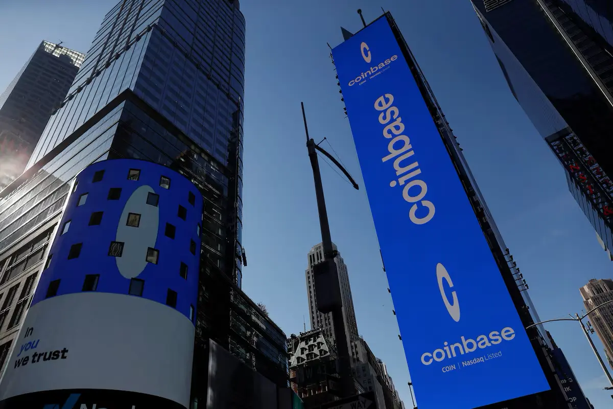 Coinbase сократит около 14% сотрудников, сообщает Reuters.
Решение связано с давлением на крипторынке и необходимостью оптимизации расходов. | Сетка — социальная сеть от hh.ru
