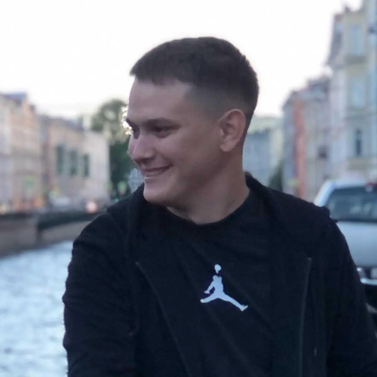 Artyom Parfenow | Сетка — социальная сеть от hh.ru