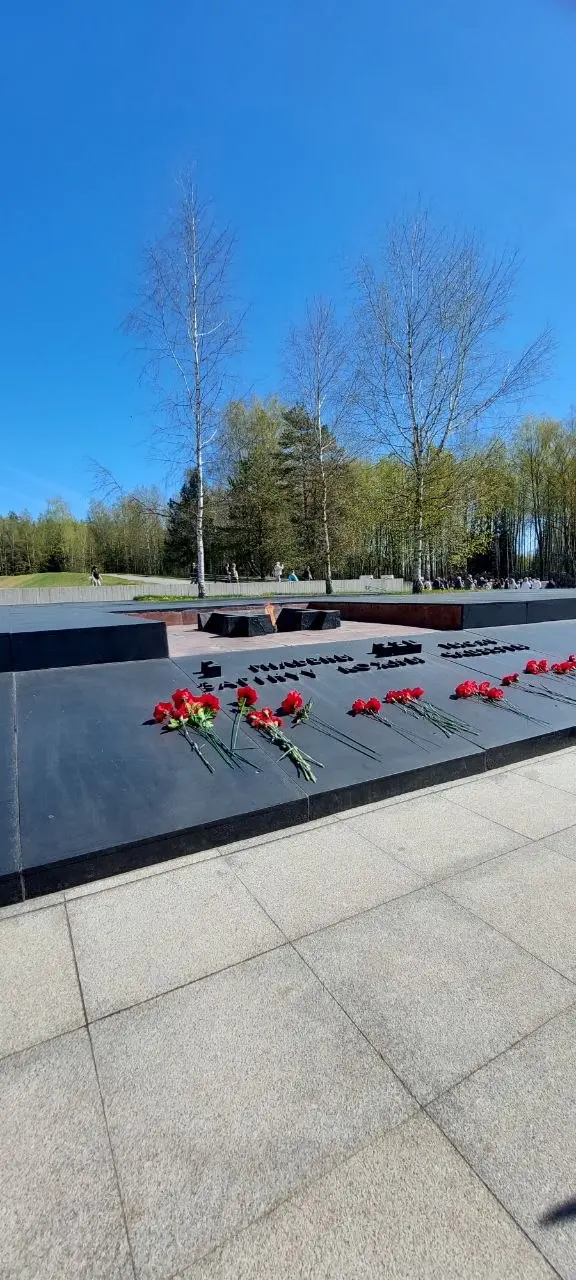 Я на первых майских была в Белоруссии. Честно под огромным впечатлением.
Понравилось всё:
❤️люди
❤️атмосфера
❤️наша культурная программа
❤️еда | Сетка — социальная сеть от hh.ru