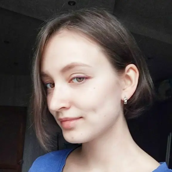 Алена Икрянова