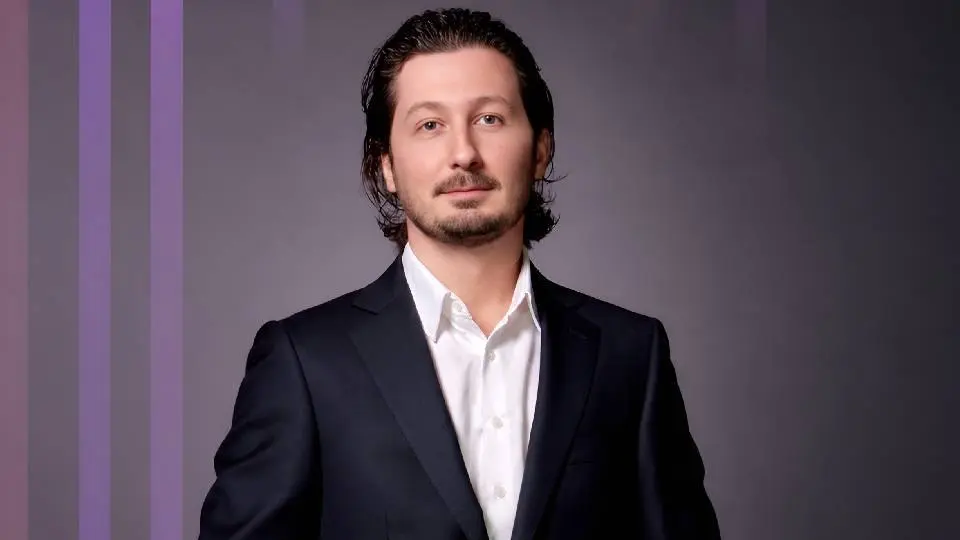 Максимилиан Маликов покинул пост бренд-директора сети «О’Кей | Сетка — социальная сеть от hh.ru