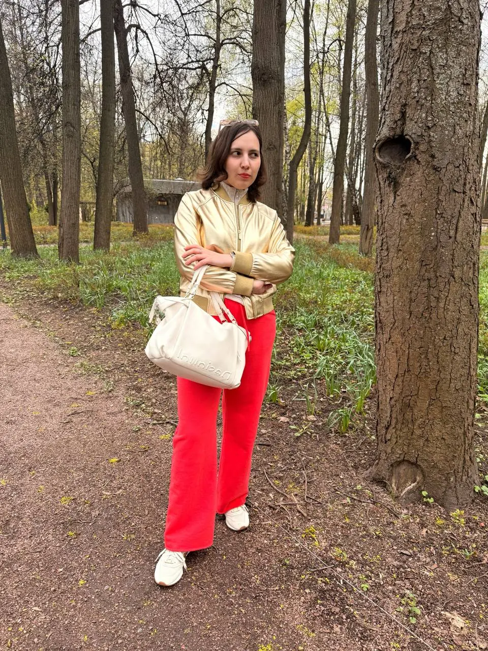 Разбавим дизайн всяким будничным обыденным еххее💖
# | Сетка — социальная сеть от hh.ru