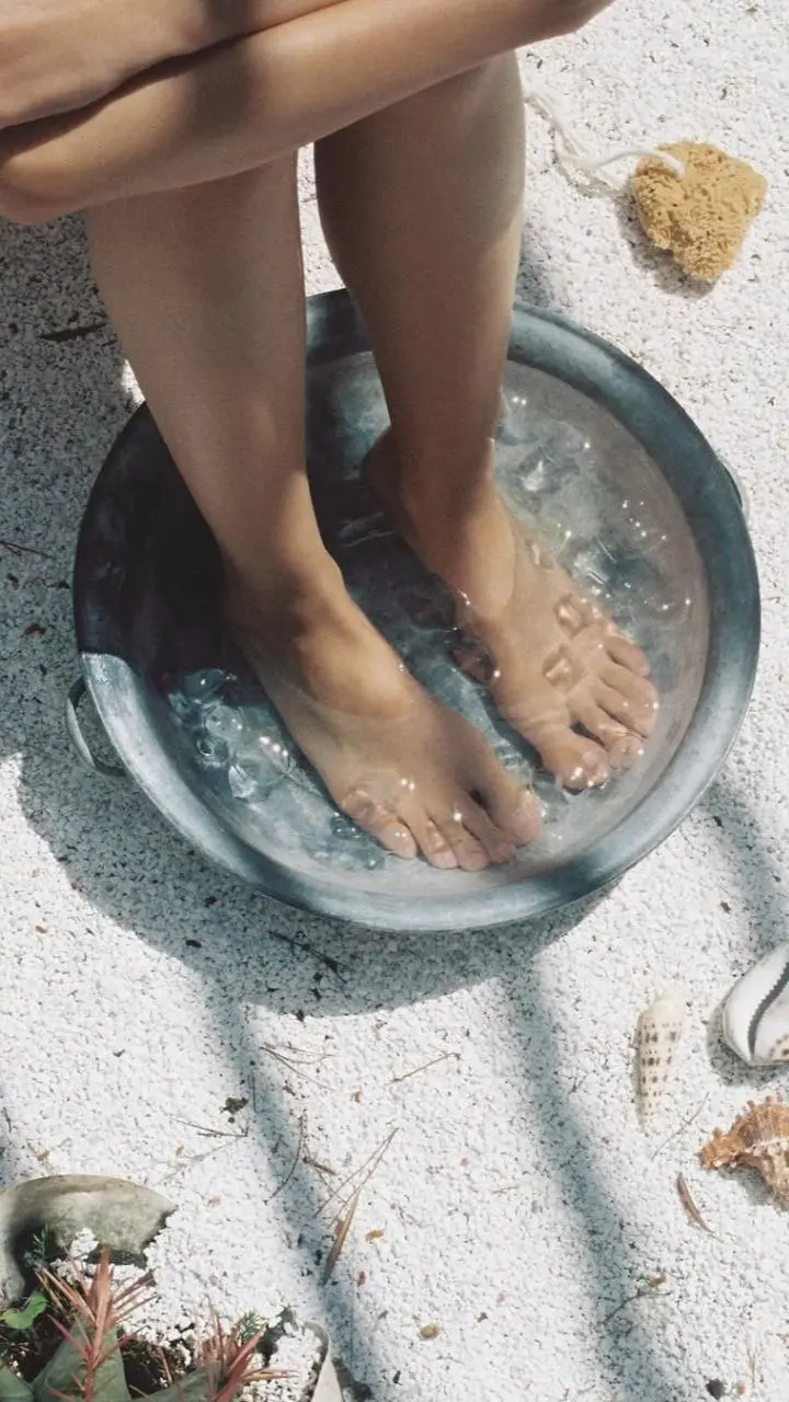 Обещала вам обзор Birkenstock Care Essentials и с удовольствием делюсь, потому что кейс интересный! Особенно с двух сторон:
➡️ Запуск бренда в смежной нише с другим порогом входа и жизненным циклом – ... | Сетка — социальная сеть от hh.ru