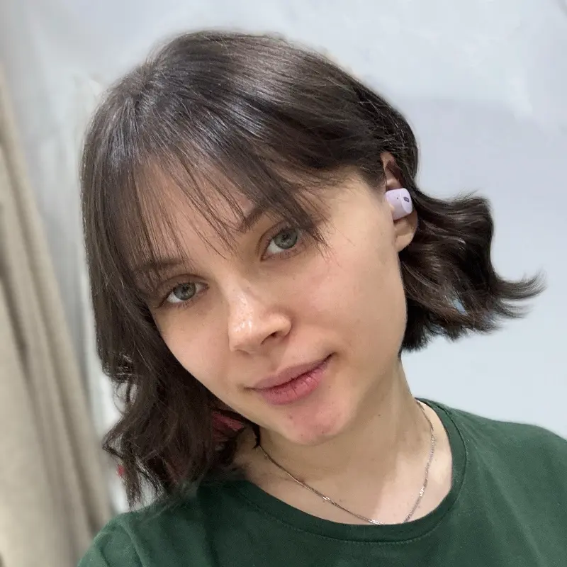 Анна Серая