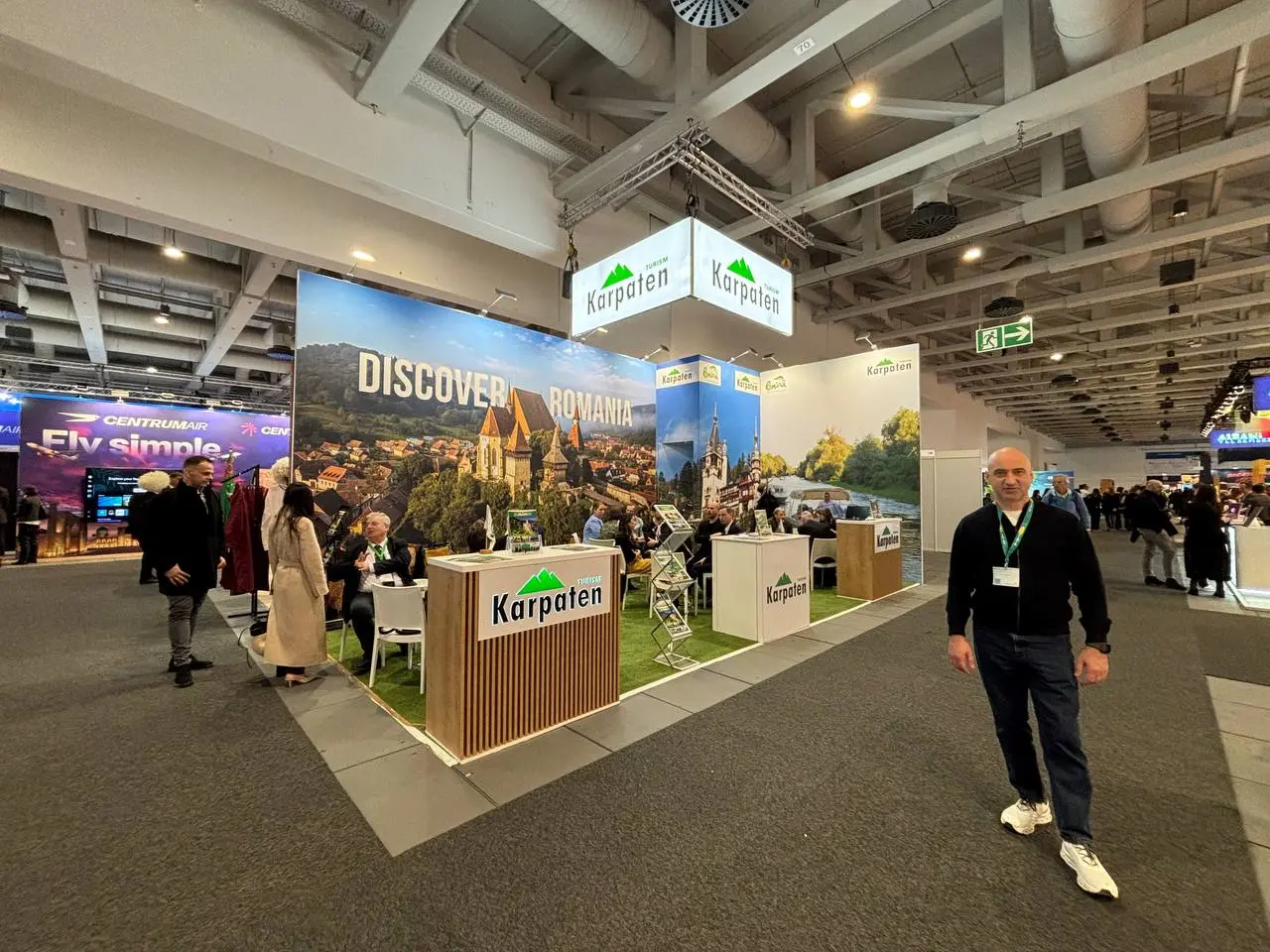 В марте я побывал на ITB Berlin.
Делюсь своими инсайтами:
Паттерн, который я продолжаю видеть.
Три дня на ITB Berlin | Сетка — социальная сеть от hh.ru