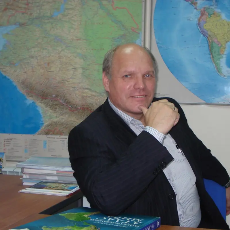 Александр Зюзин