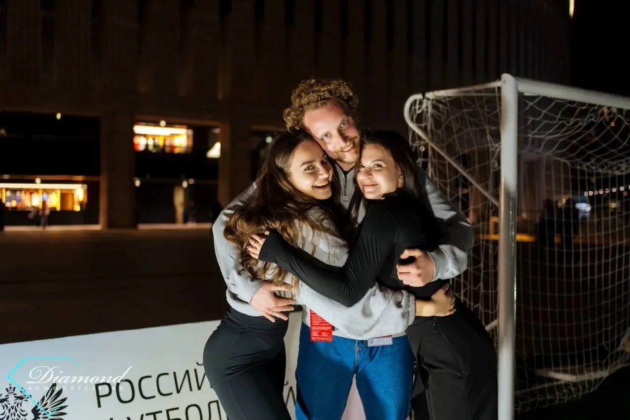 Фестиваль болельщиков при поддержке ЯПей
Проект был реализован в рамках матчей сборной России:
— 27 марта, Краснодар — Россия vs Никарагуа
— 31 марта, Санкт-Петербург — Россия vs Мали
В рамках фестива... | Сетка — социальная сеть от hh.ru