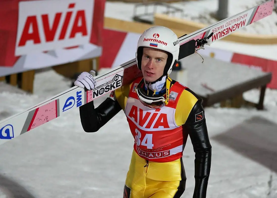 ⛷ Идём на спортивный фестиваль Кубок Победы на Воробьёвых горах 9 мая
💰Вход свободный
Вас ждут международные соревнования по прыжкам на лыжах с трамплина после открытия обновлённого К-75, выступления ... | Сетка — социальная сеть от hh.ru