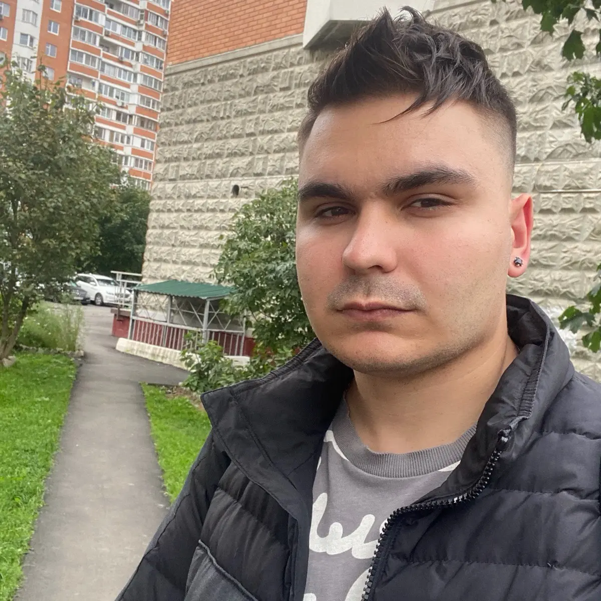 Vadim Nazarov