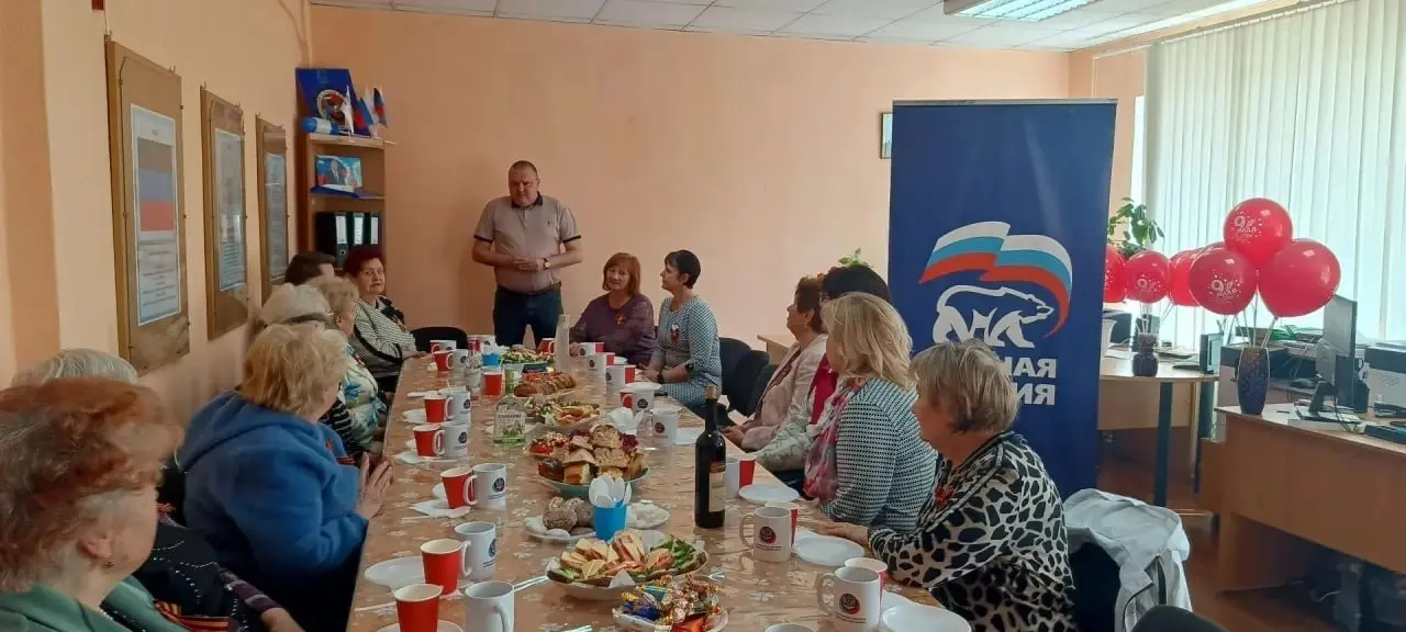 Думаю, все всё поняли....в сентябре выборы Единой России 😁 | Сетка — социальная сеть от hh.ru
