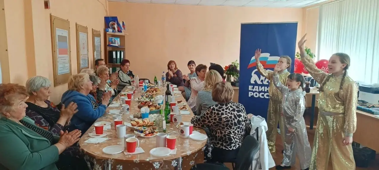 Думаю, все всё поняли....в сентябре выборы Единой России 😁 | Сетка — социальная сеть от hh.ru