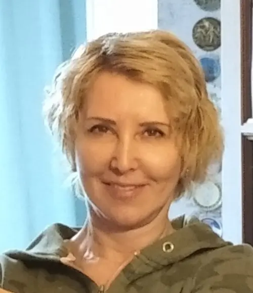Гюзель Сахипова