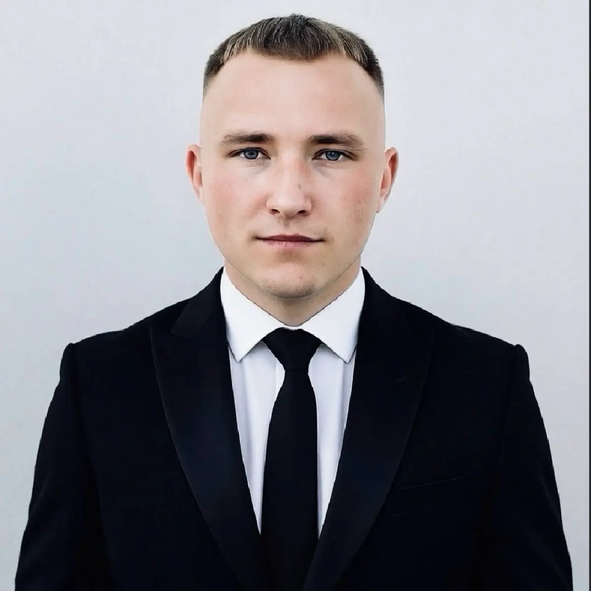Павел Быстров