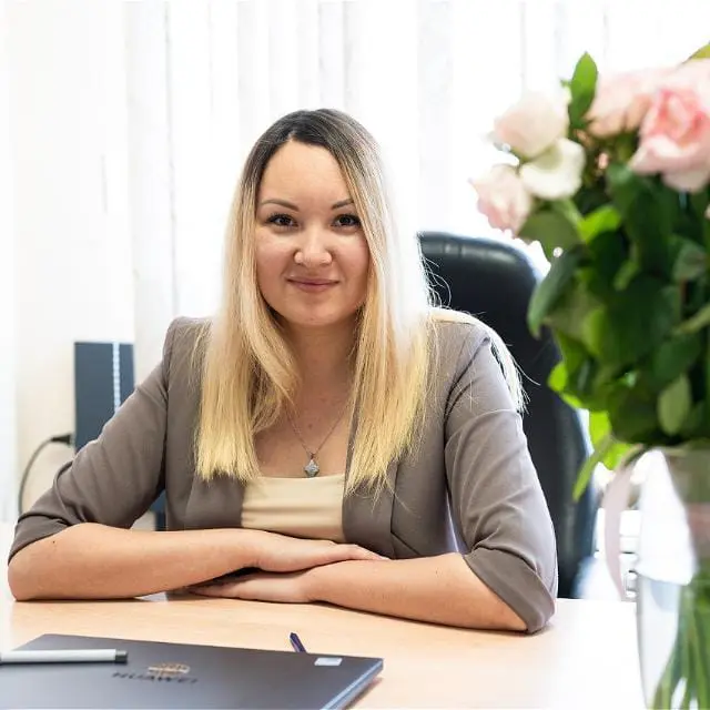 Елена Савиных
