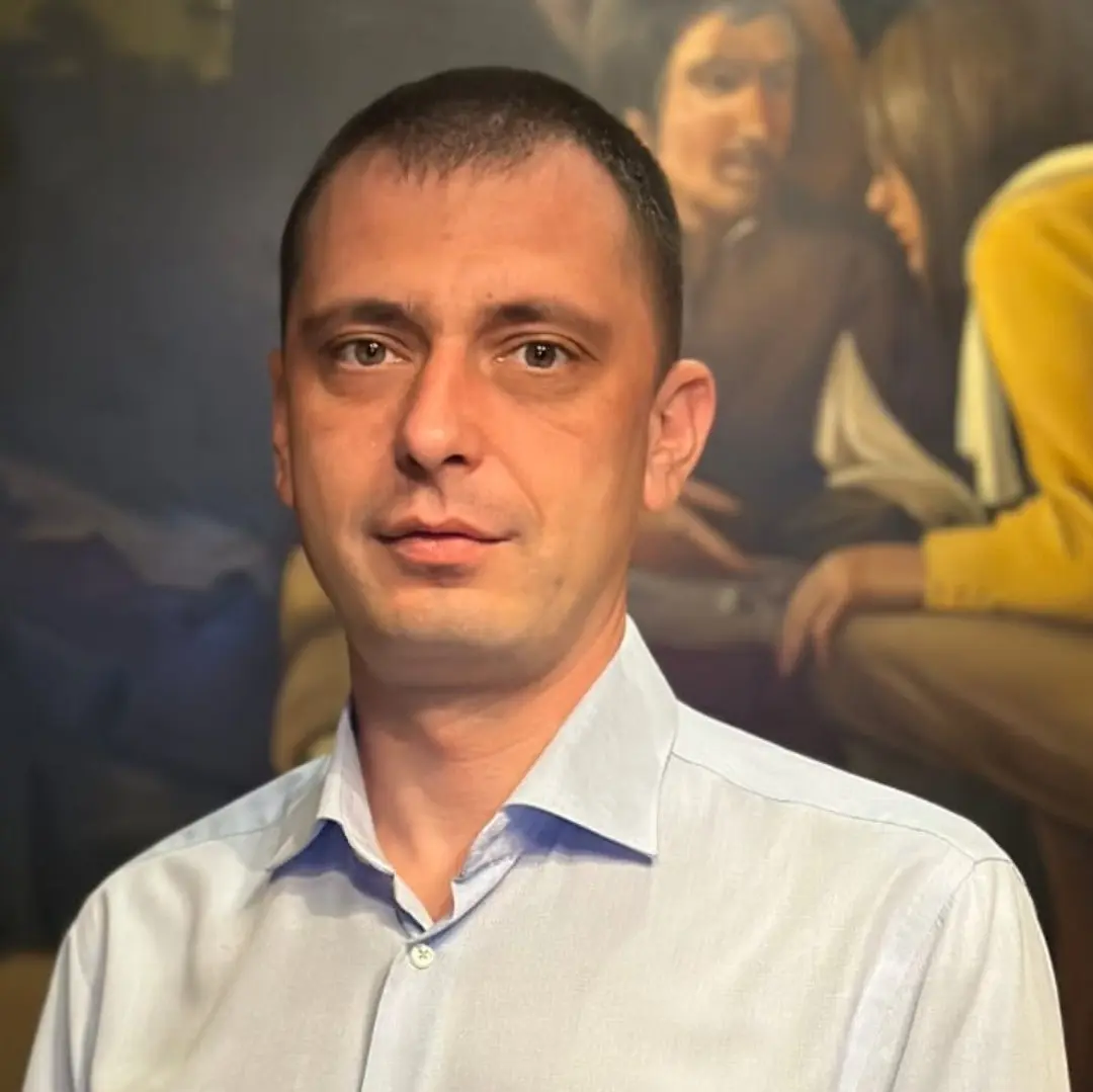 Владислав Ястреб
