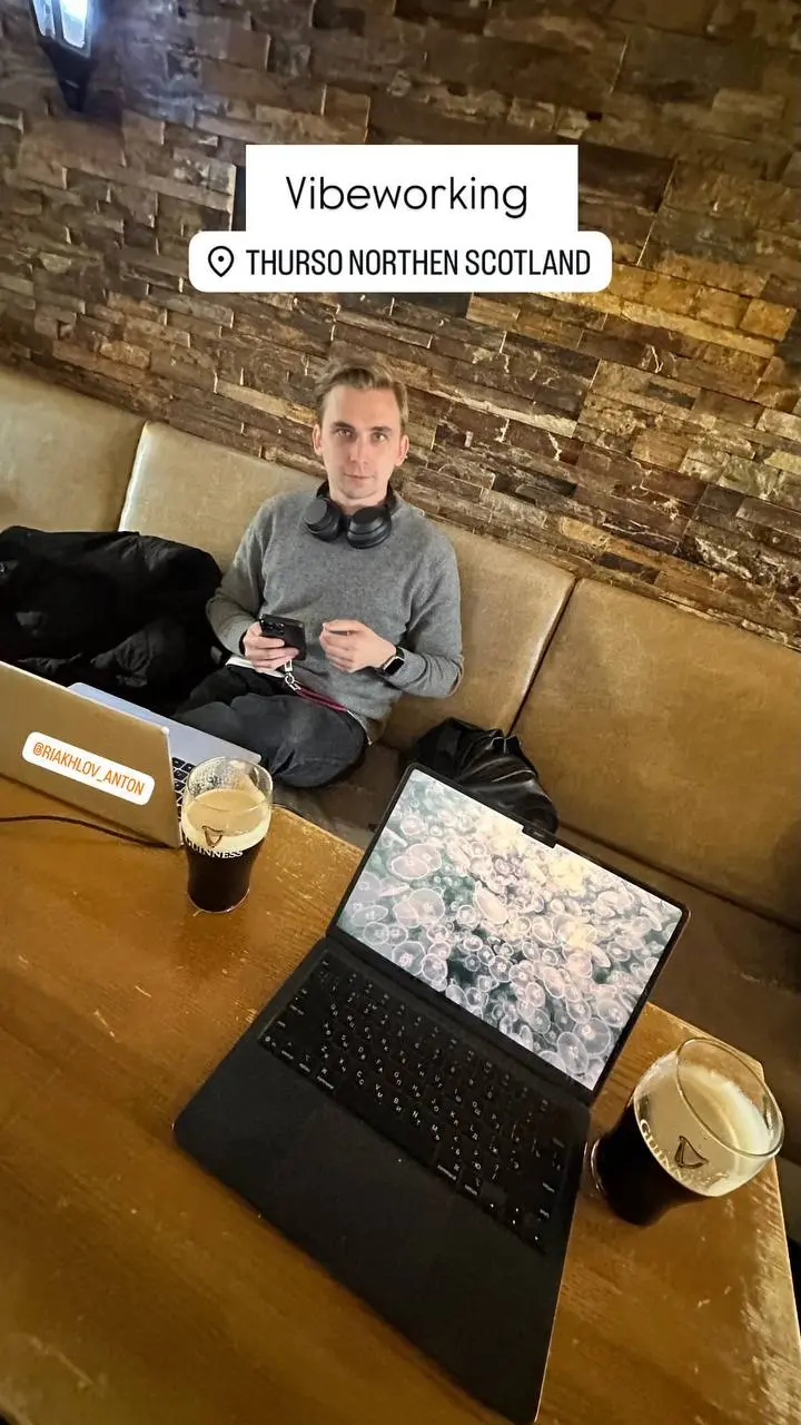 Работа — это лайфстайл, но лайфстайл ≠ работа.
Эти три недели я снова в трипе: Северная Шотландия, Бельгия, Польша, Испания | Сетка — социальная сеть от hh.ru