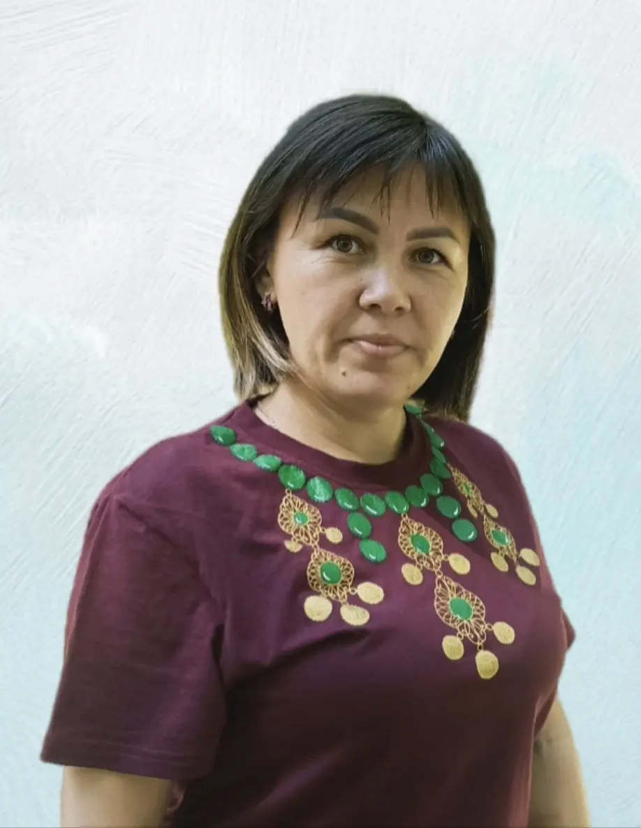 Дина Хусаинова