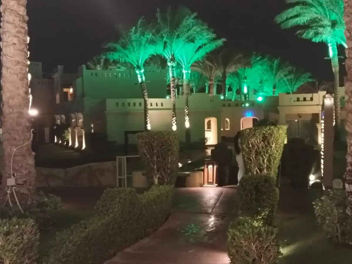 Rixos | Сетка — социальная сеть от hh.ru