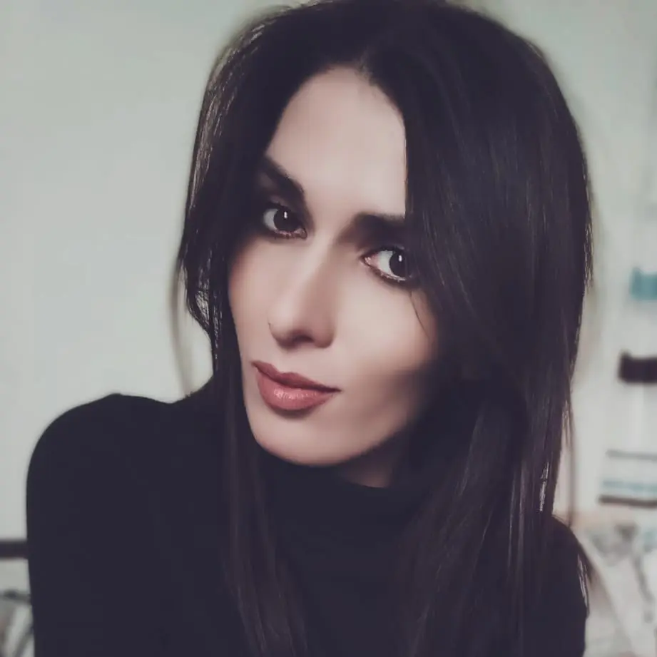 Ляна Шаповалова
