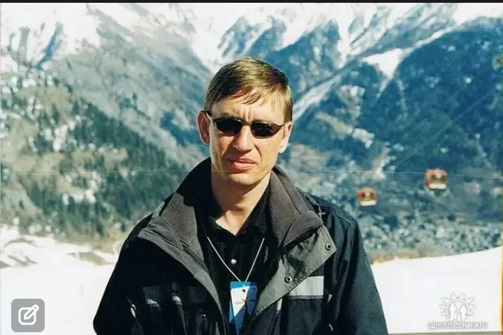 Дмитрий Фролов