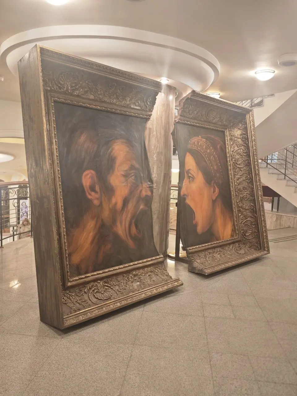Сегодня я впервые в жизни побывала в театре 😌
Мы ходили на оперу "Ромео и Джульетта"
Мне понравилось!! | Сетка — социальная сеть от hh.ru
