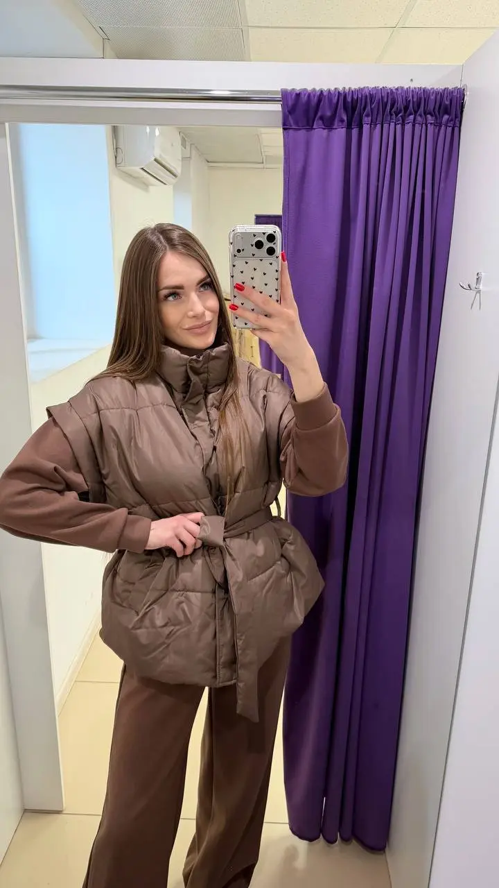 Мы не просто делаем контент
мы создаём фото и видео, которые продают на маркетплейсах 🚀
Что вы получаете:
• Контент, который повышает CTR и конверсию
• Разные модели под вашу ЦА
• Более 4 лет опыта в ... | Сетка — социальная сеть от hh.ru